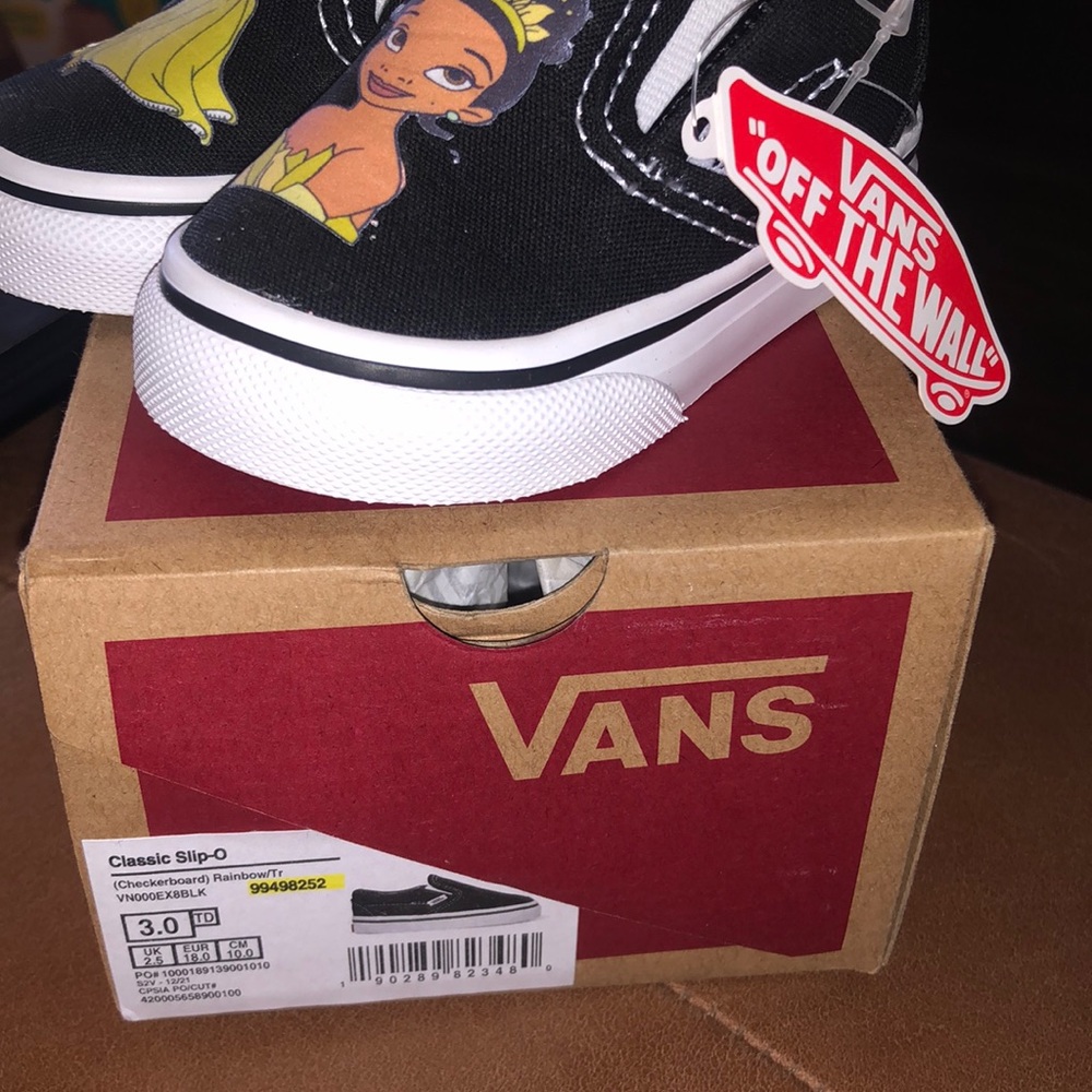 Customized Vans - Picture 3 of 3